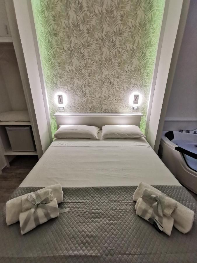 Готель Il Mare Di Roma Deluxe Лідо-ді-Остія Екстер'єр фото